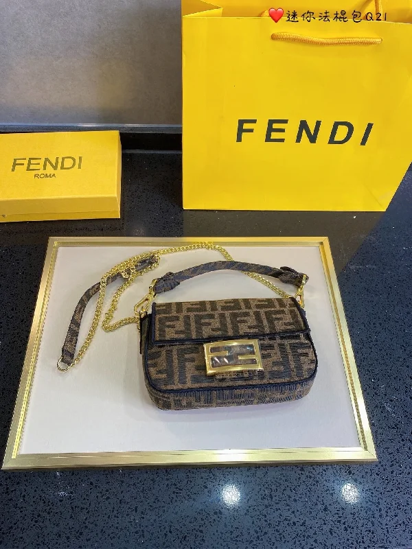 EN   Designer bags by Fendi 135