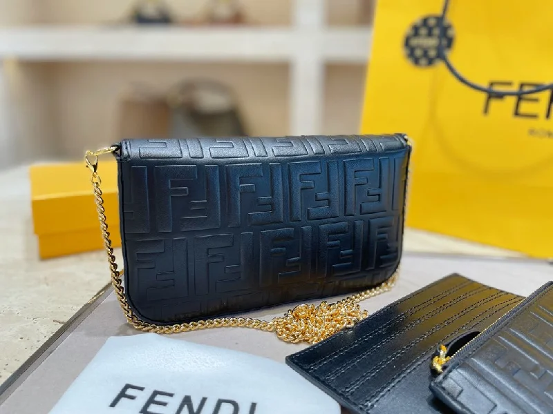 EN   Designer bags by Fendi 126