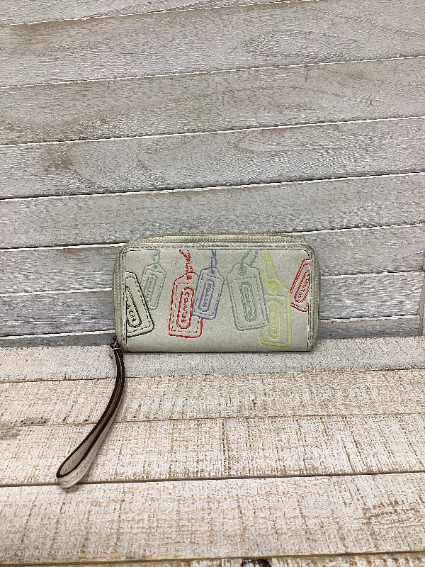 Wristlet Designer By Coach, Size: Small