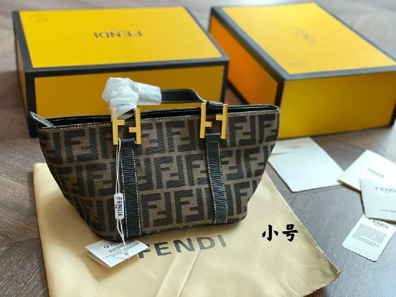 EN   Designer bags by Fendi 118