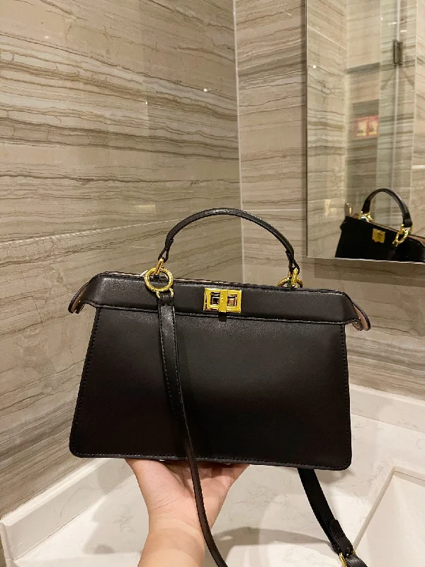 EN   Designer bags by Fendi 111