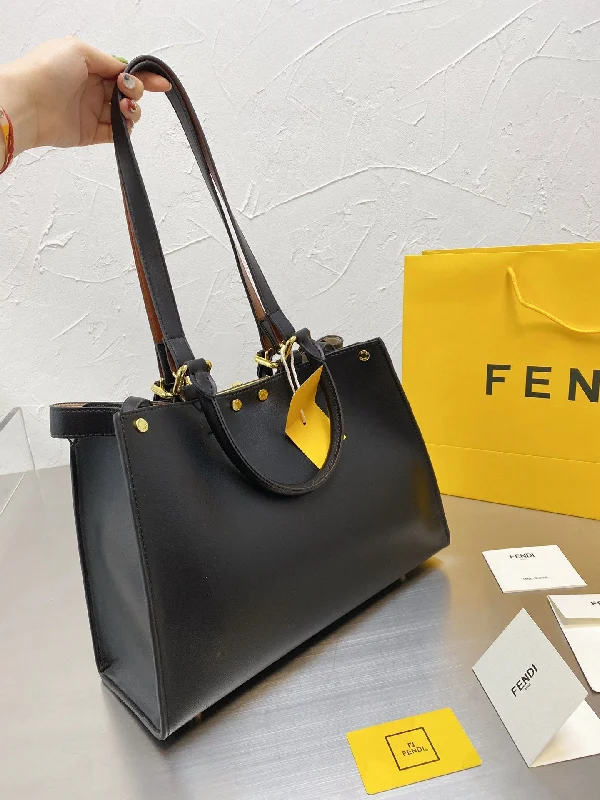 EN   Designer bags by Fendi 139