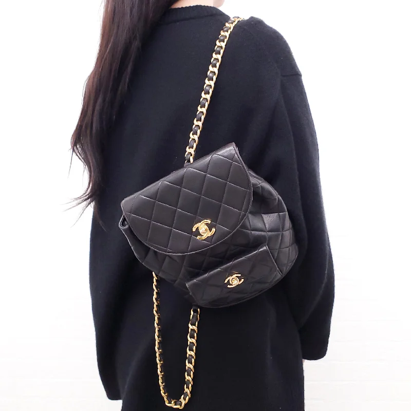 CHANEL VINTAGE LEATHER BACKPACK WITH GOLD CHAIN DETAIL