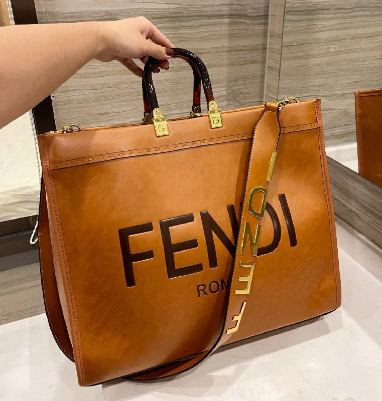 EN   Designer bags by Fendi 123