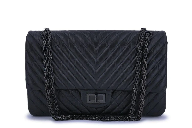 Chanel So Black Reissue Large Classic Double Flap Bag 2.55 227 Jumbo