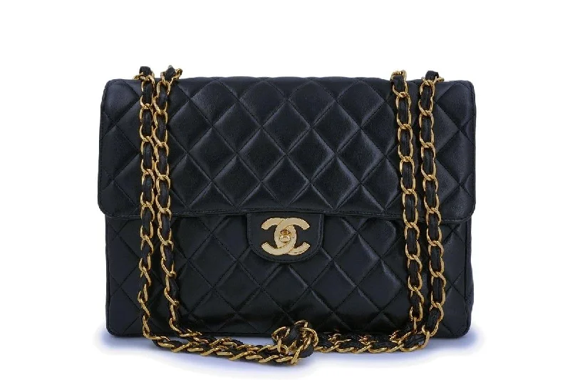 Chanel Vintage Black Lambskin Jumbo Classic Flap Bag 24k GHW