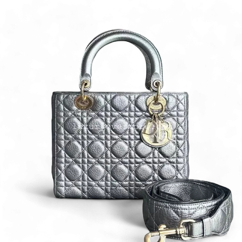 Lady Flap Medium Cannage Grained Calfskin Metallic Silver Golden Hardware